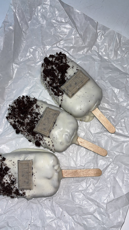 Cookies N Cream Cakesicles