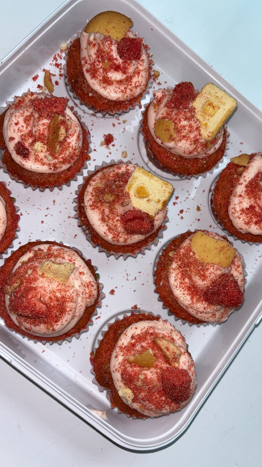 Strawberry Crunch Cupcakes